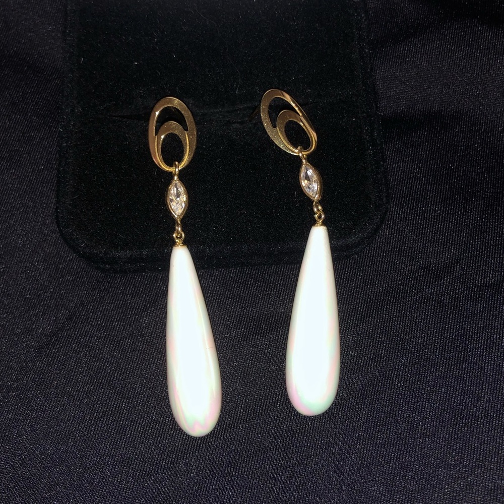 18K gold earrings with cubic zirconia